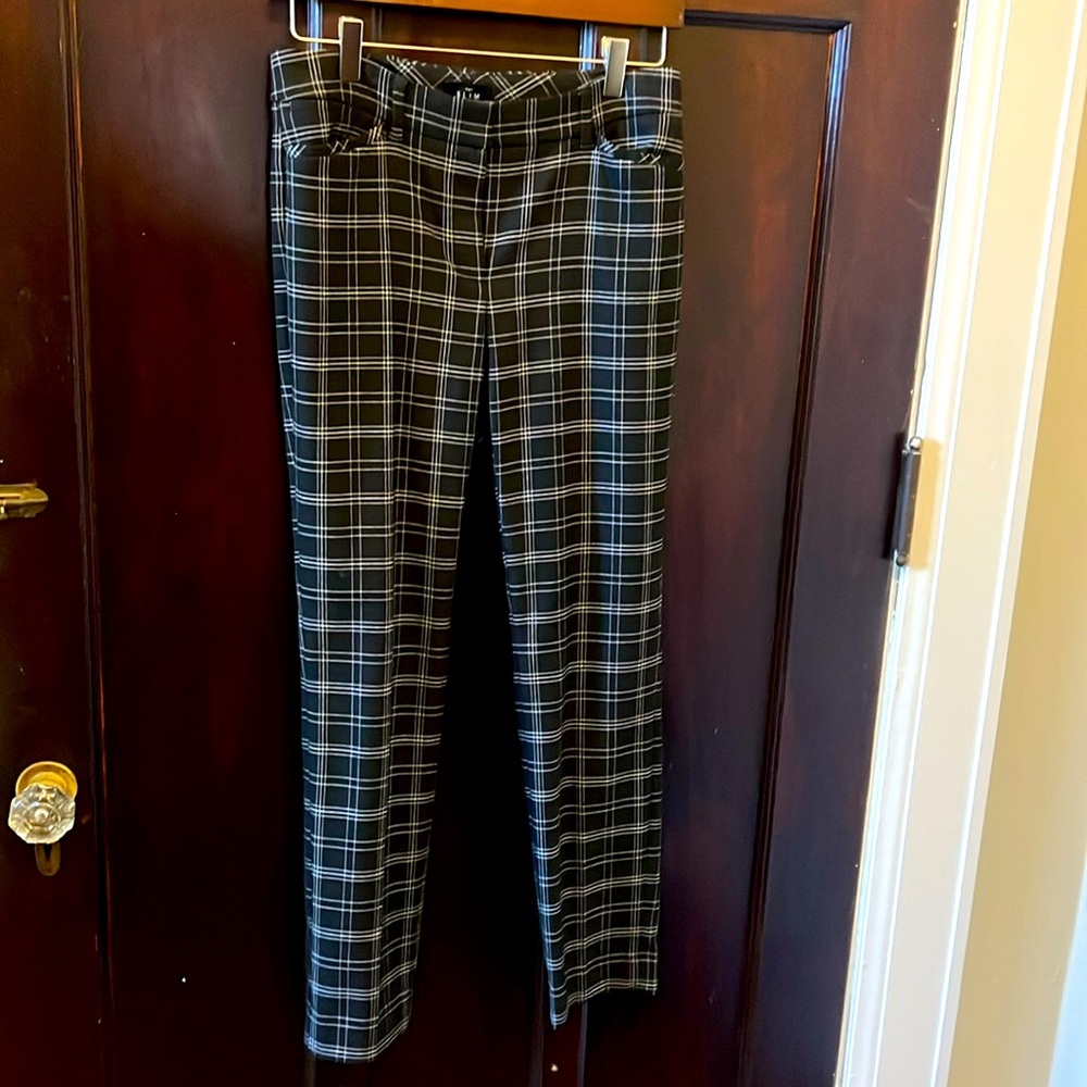 WHBM the slim dress pants size 0